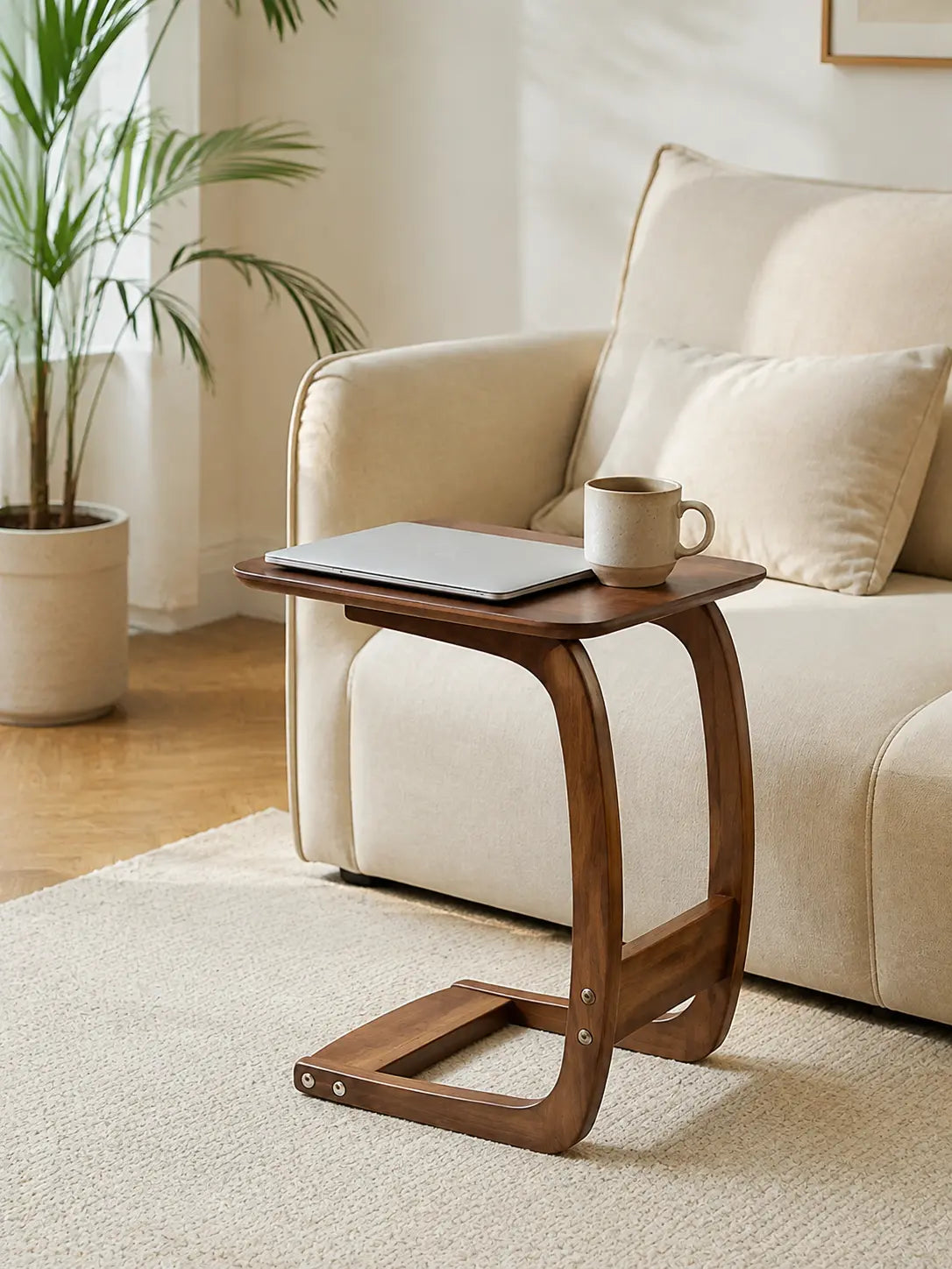 Nilo Solid Wood C-Shaped Side Table