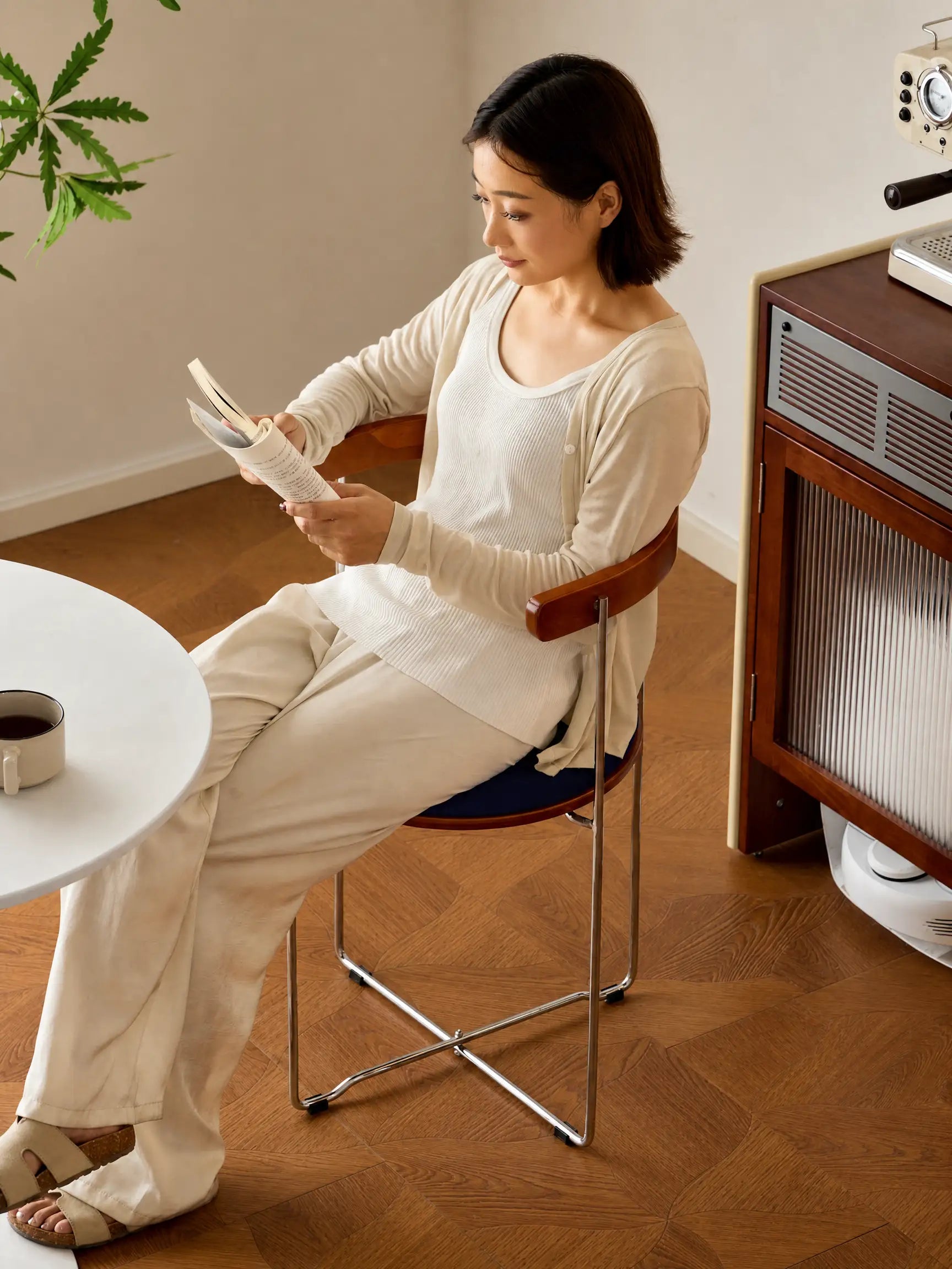 Kael Wood Folding Chair
