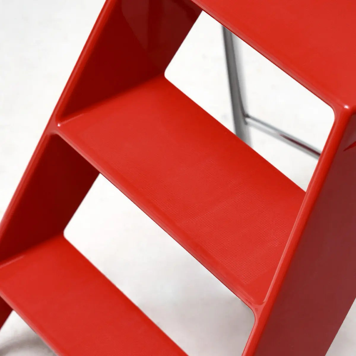 Riva Ladder-Inspired Accent Side Table