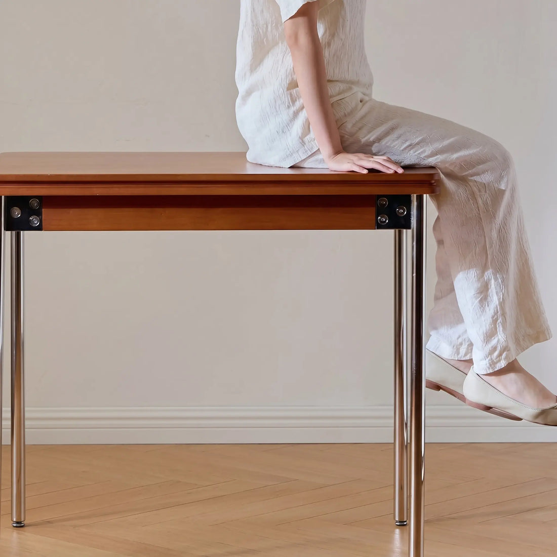 Minimal Steel Support