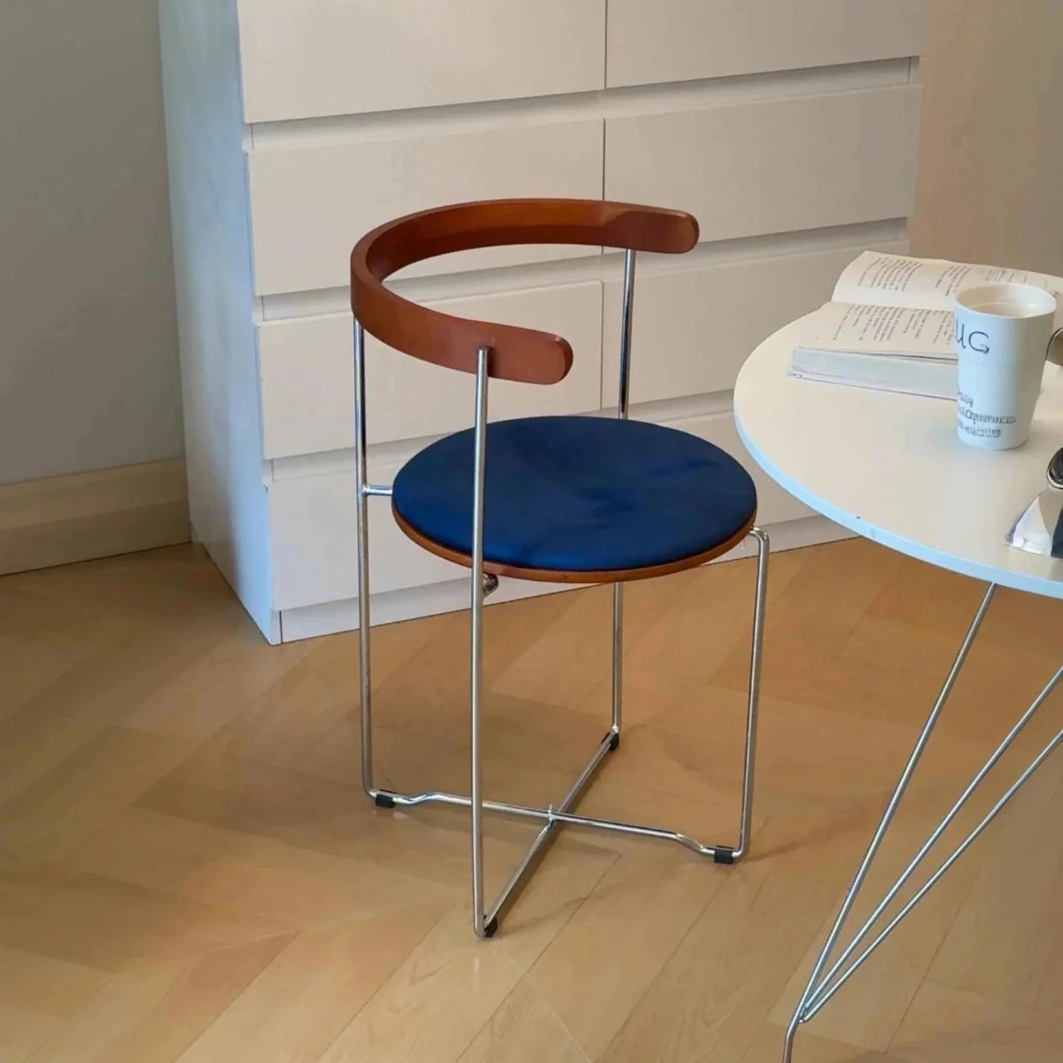 Kael Walnut Folding Chair - Esspur