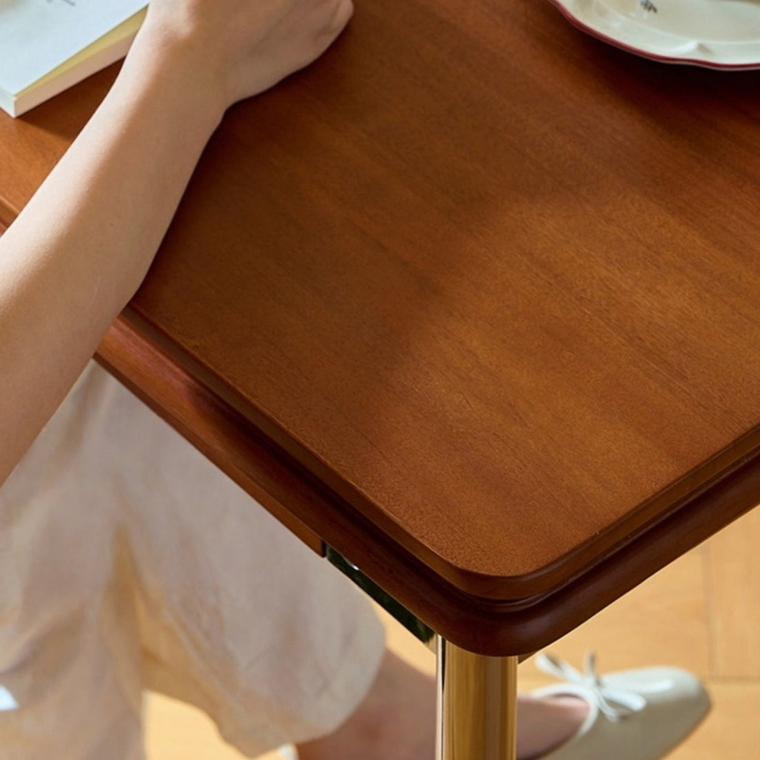 Leno Foldable Dining Table - Esspur
