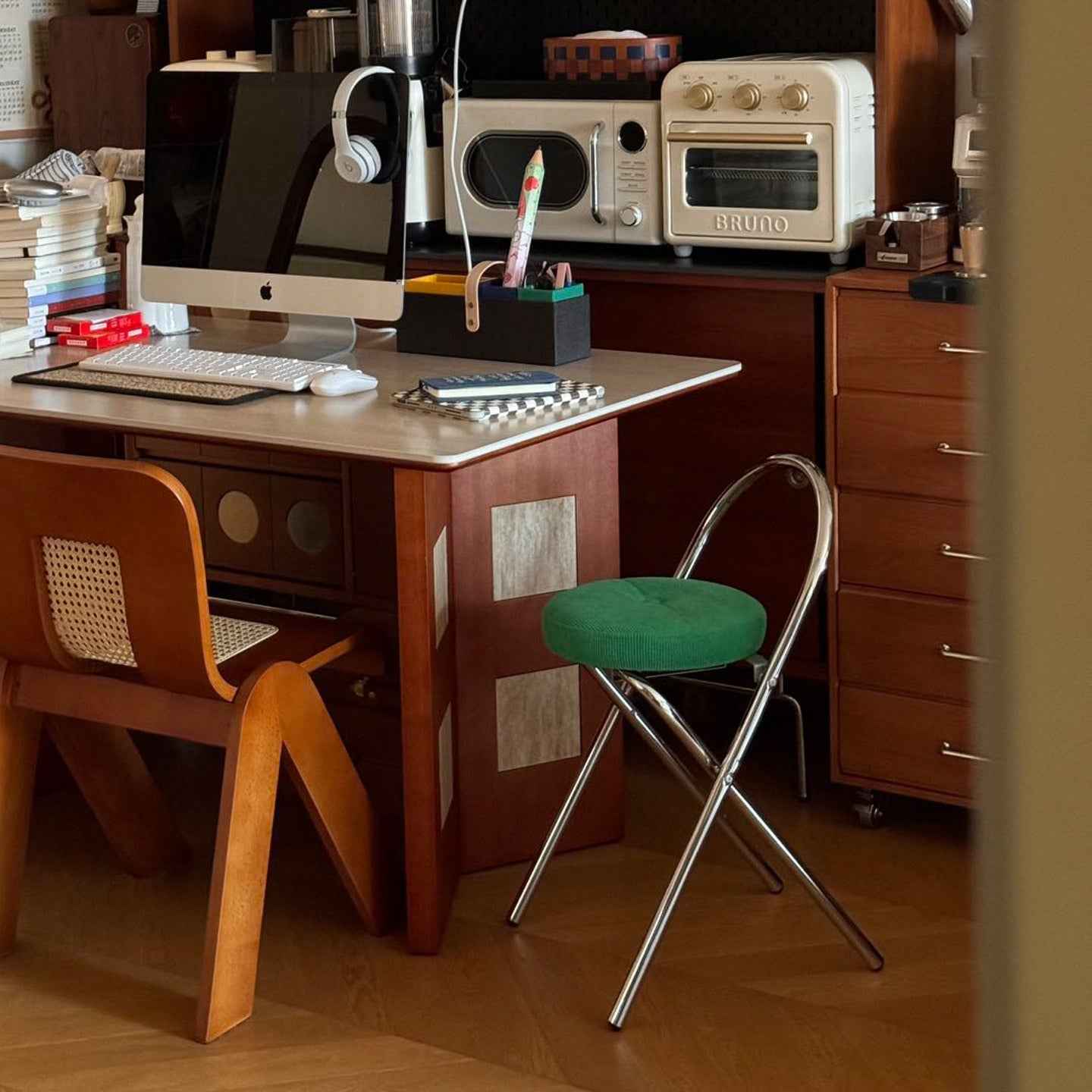 Miro Steel Corduroy Bar Stool - Esspur