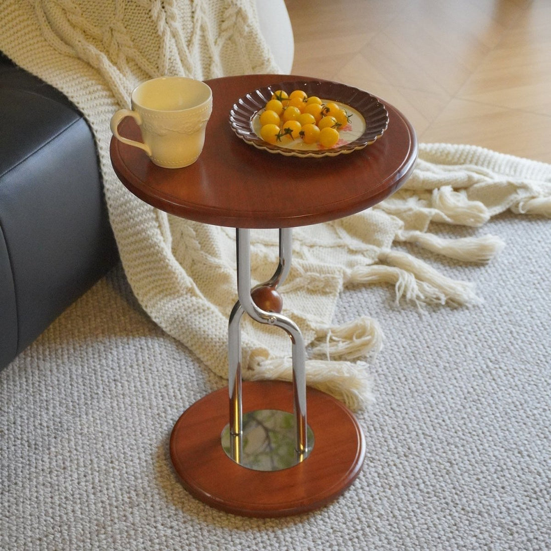 Ruen Wood Side Table - Esspur