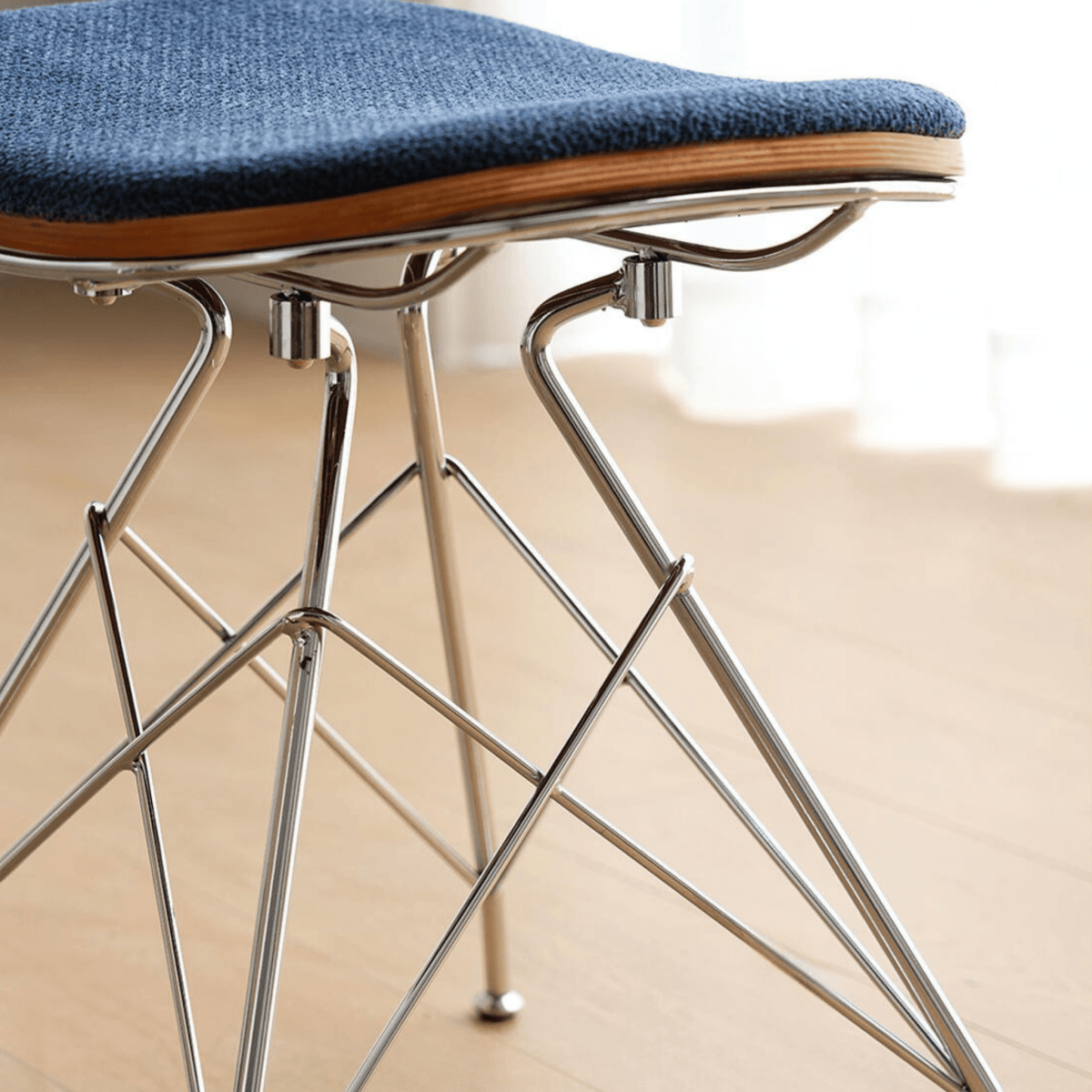 Sora Boucle Upholstered Stool - Esspur